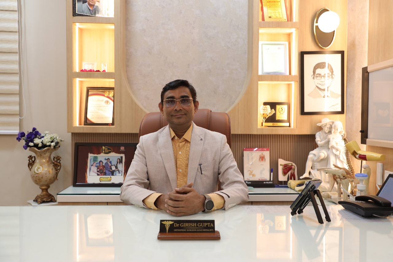 Dr. Girish Gupta - Leading joint replacement surgeon in Indore office